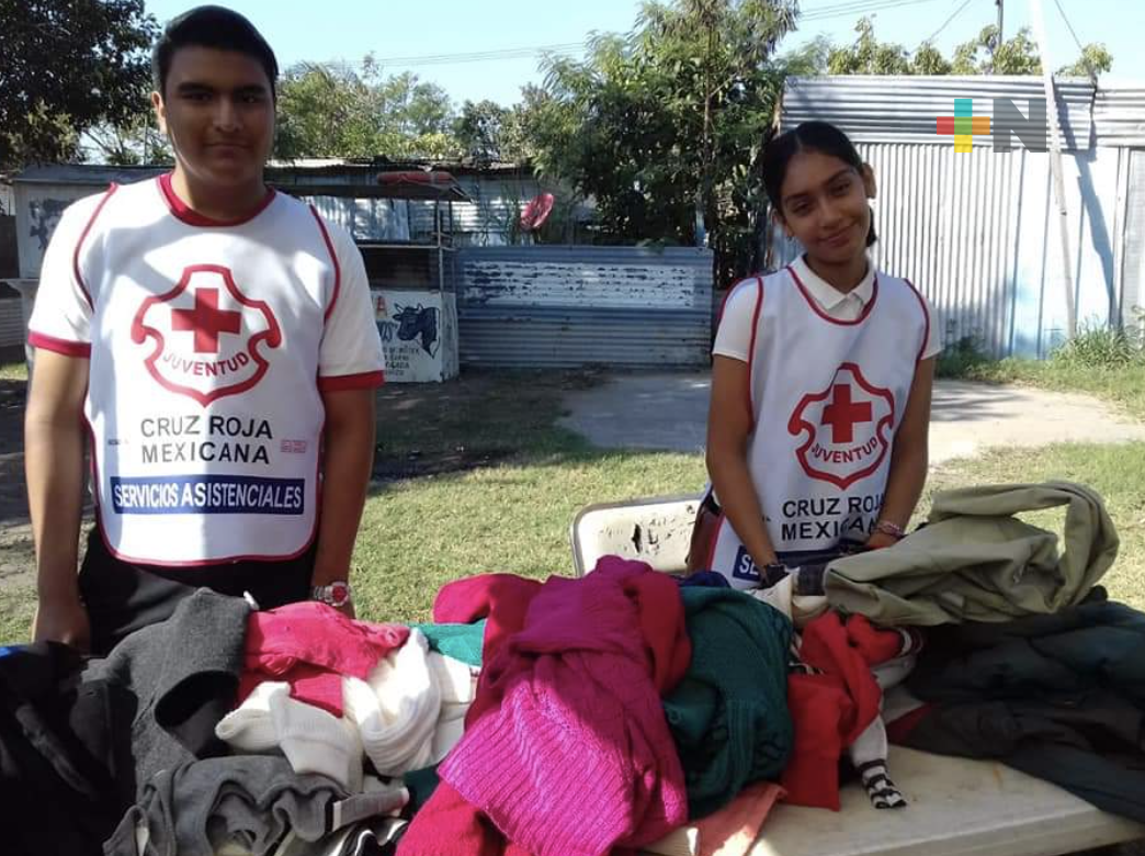 Inicia colecta invernal de ropa y abrigo la Cruz Roja Mexicana en Xalapa